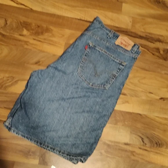 Levi's 550 relaxed Fit Shorts Sz 44 - Picture 2 of 6